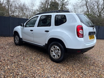 Used Dacia Duster 2015 for sale - 77495852: Photo