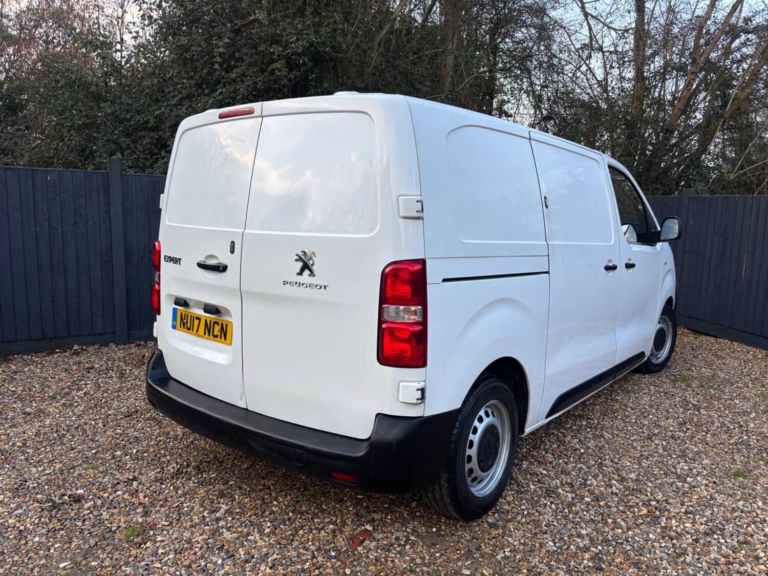 Used Peugeot Expert 2017 for sale - 77807869: Photo 18