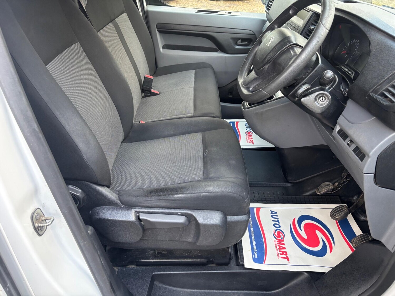 Used Peugeot Expert 2017 for sale - 77807869: Photo 34