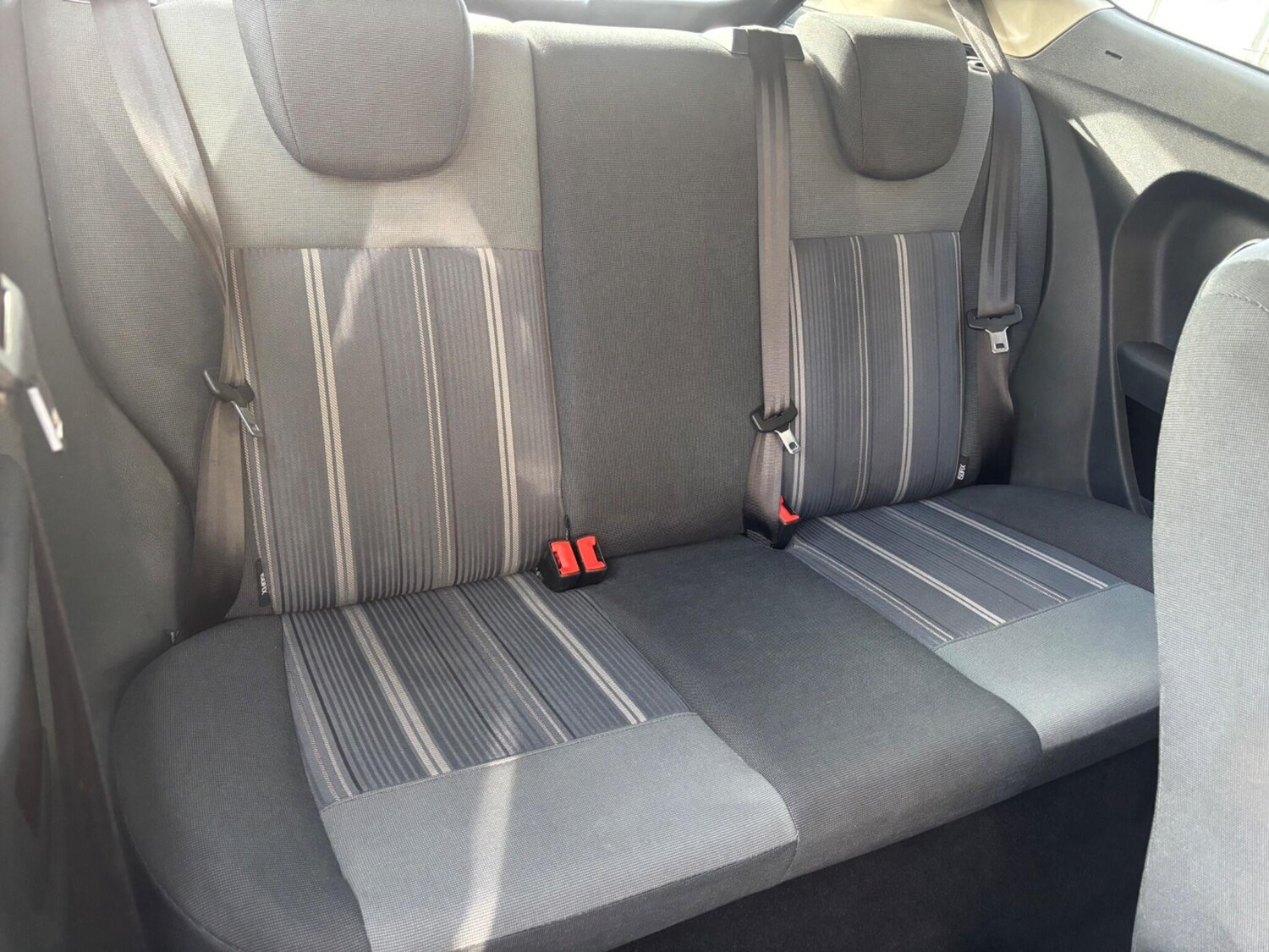 Used Ford Fiesta 2010 for sale - 76371735: Photo 8