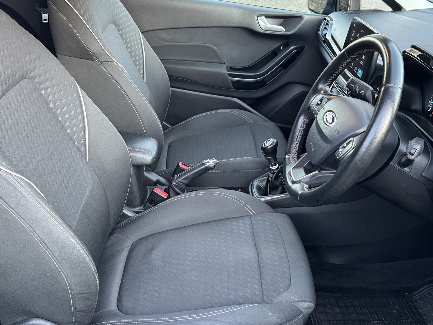 Used Ford Fiesta 2017 for sale - 76891785: Photo 14