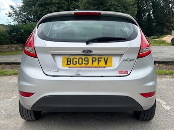 Used Ford Fiesta 2009 for sale - 76483051: Photo