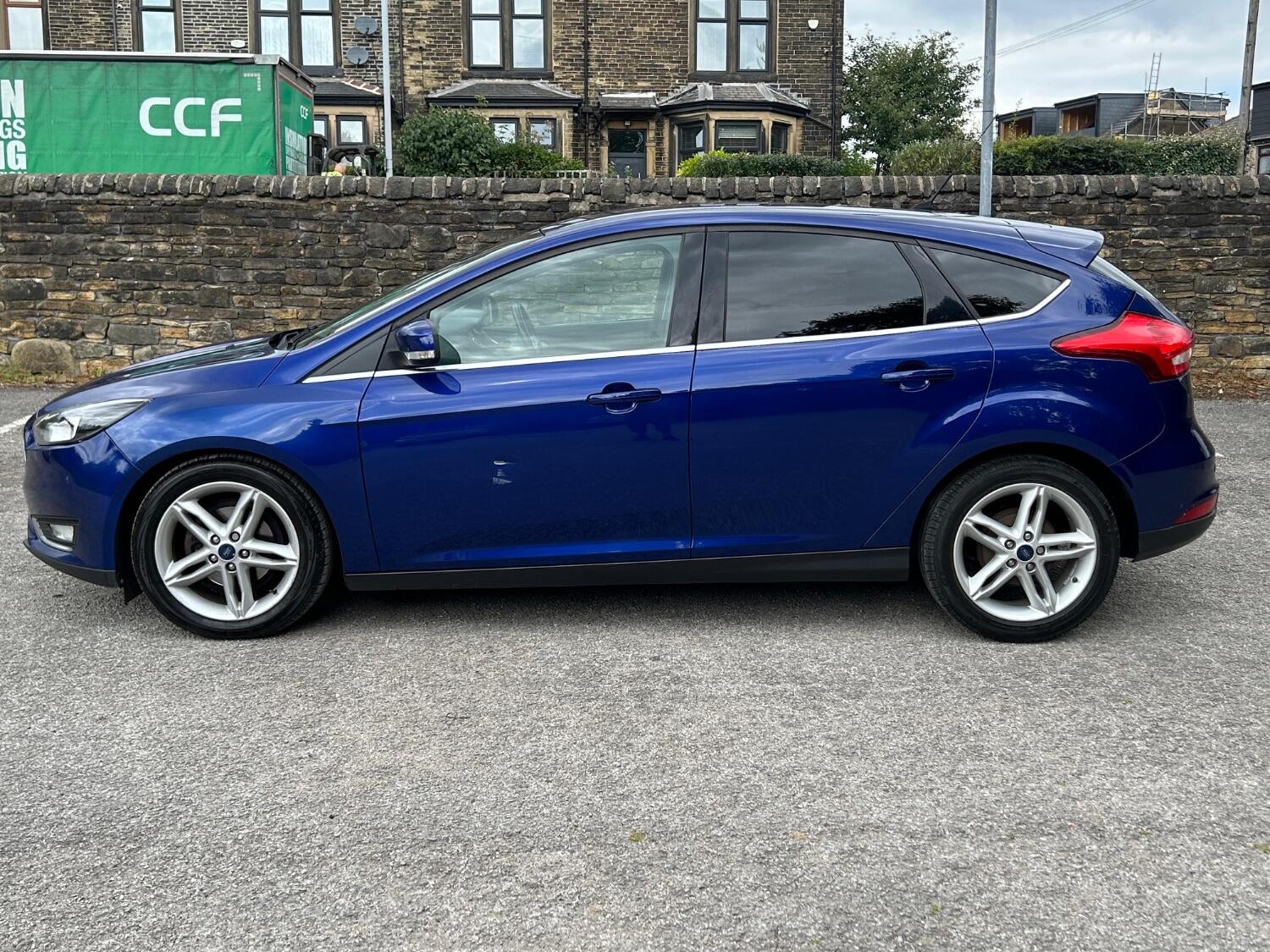 Used Ford Focus 2015 for sale - 76482844: Photo 6