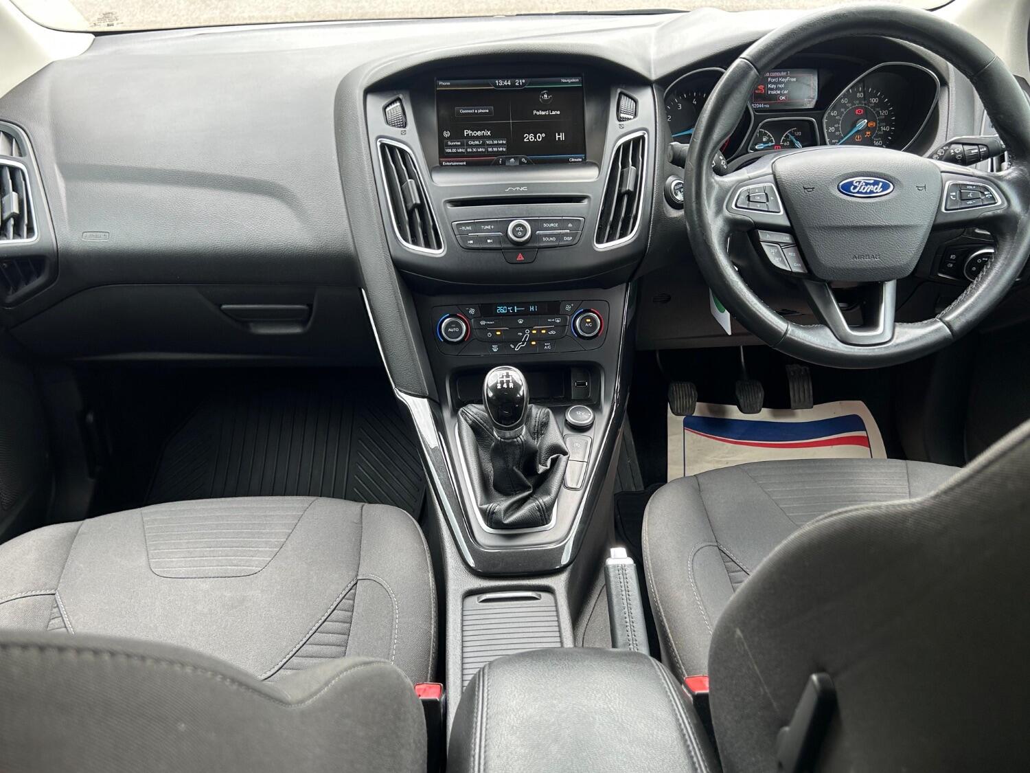 Used Ford Focus 2015 for sale - 76482844: Photo 9