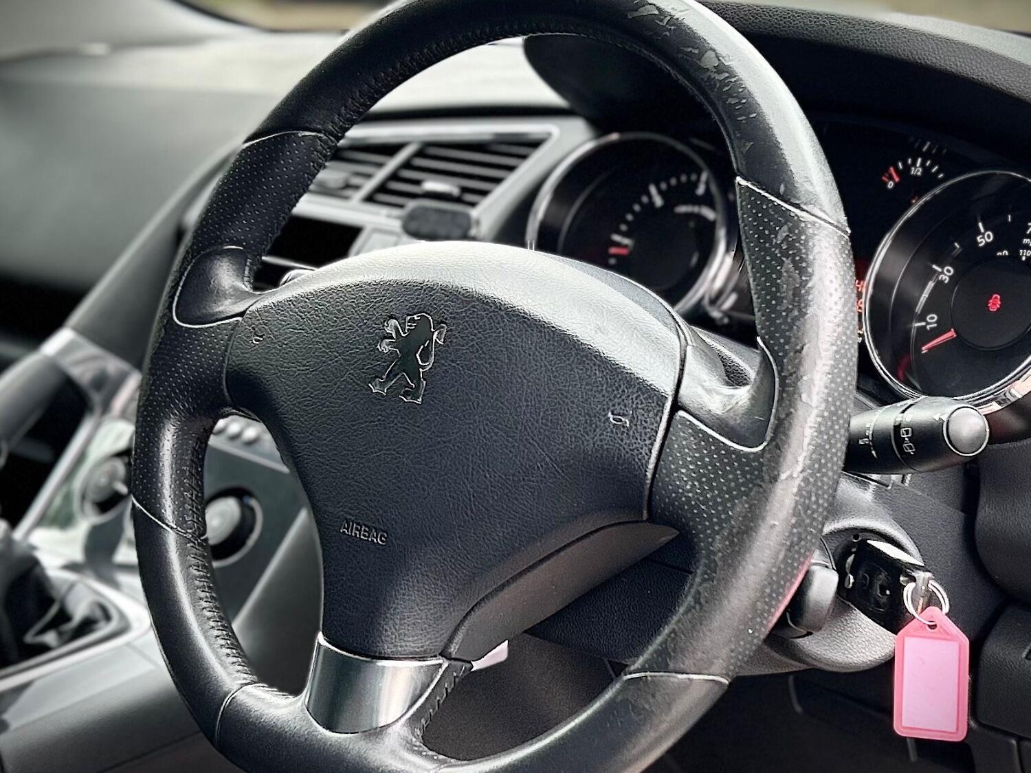 Used Peugeot 3008 2012 for sale - 76482984: Photo 12