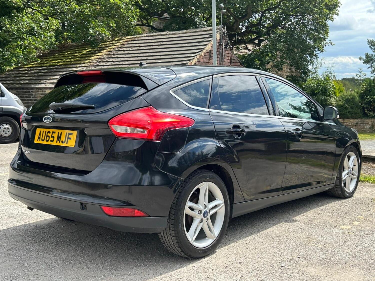 Used Ford Focus 2015 for sale - 76483069: Photo 3