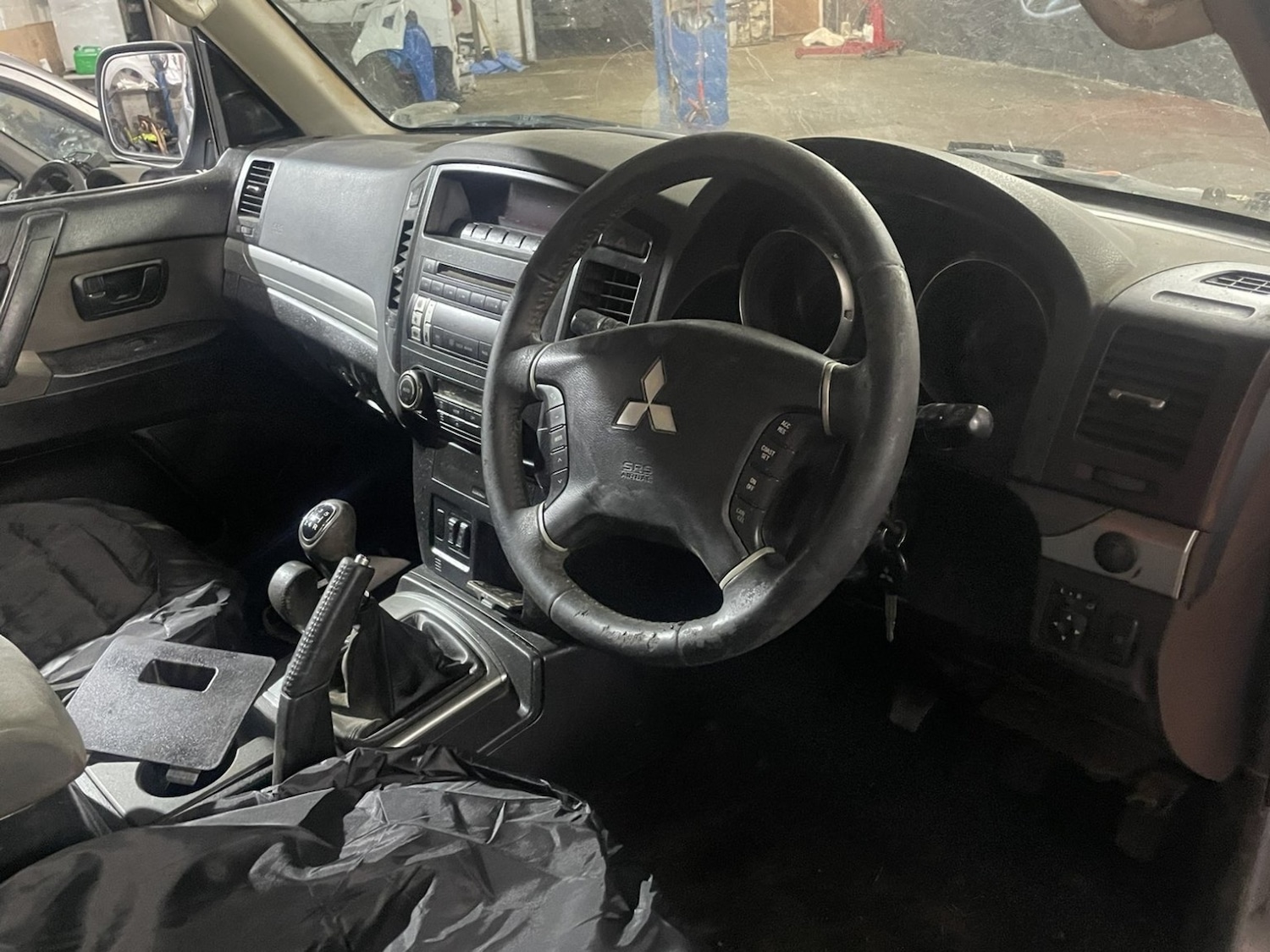 Used Mitsubishi Shogun 2010 for sale - 76618742: Photo 6