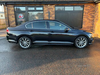 Used Volkswagen Passat 2015 for sale - 77239146: Photo