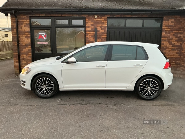 Used Volkswagen Golf 2015 for sale - 76528498: Photo 6