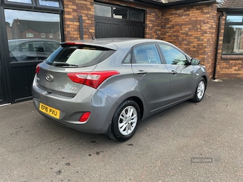 Used Hyundai i30 2015 for sale - 79602790: Photo