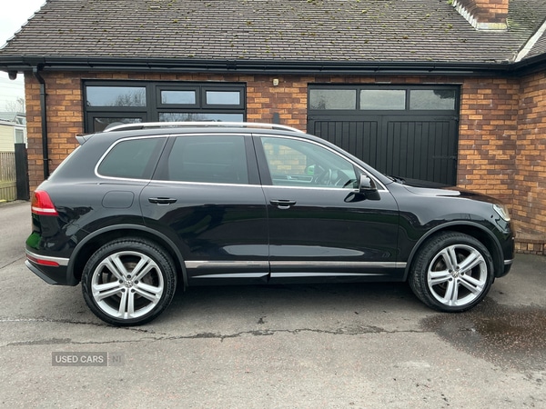 Used Volkswagen Touareg 2017 for sale - 76899897: Photo 2