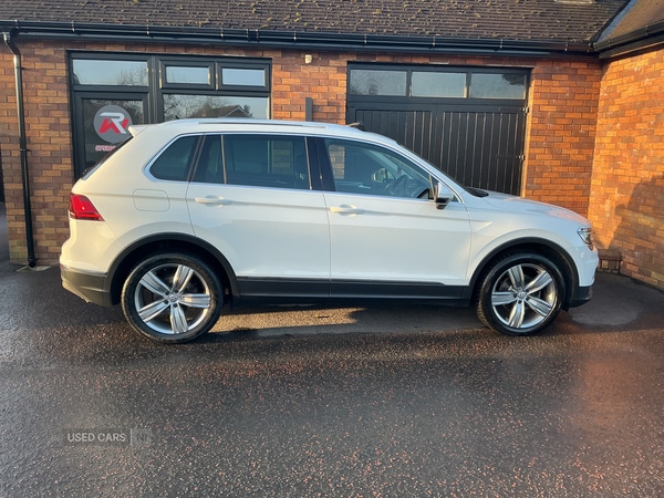 Used Volkswagen Tiguan 2017 for sale - 77030503: Photo 2