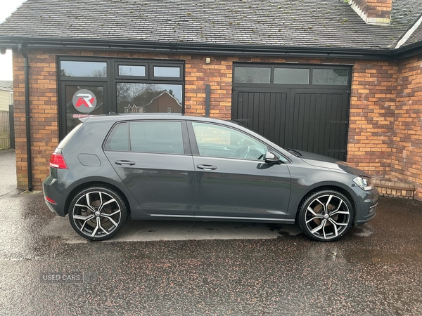 Used Volkswagen Golf 2019 for sale - 77084572: Photo 2