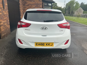 Used Hyundai i30 2016 for sale - 78879310: Photo