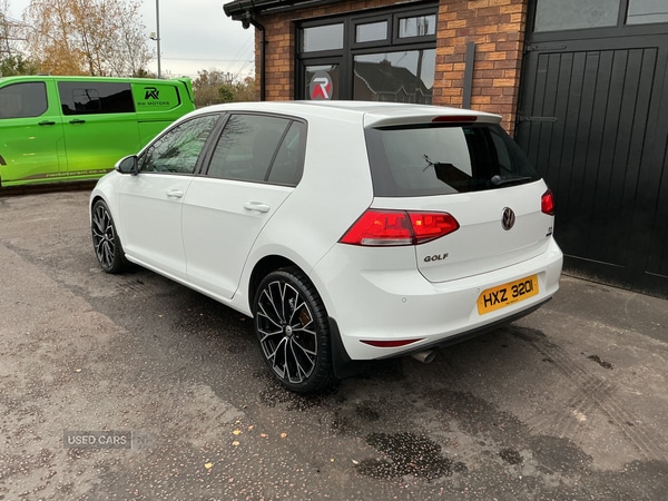 Used Volkswagen Golf 2013 for sale - 77854812: Photo 5