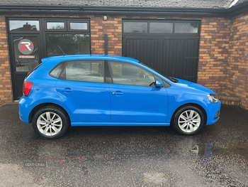 Used Volkswagen Polo 2015 for sale - 78969743: Photo