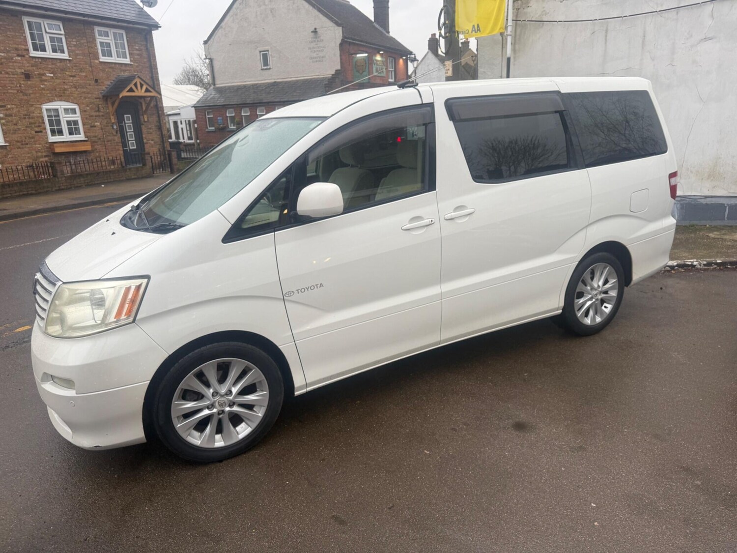 Used Toyota Alphard 2016 for sale - 77506065: Photo 11