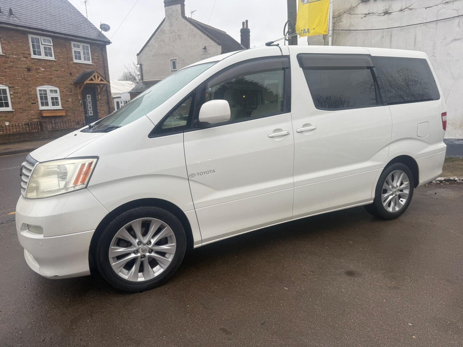 Used Toyota Alphard 2016 for sale - 77506065: Photo 12