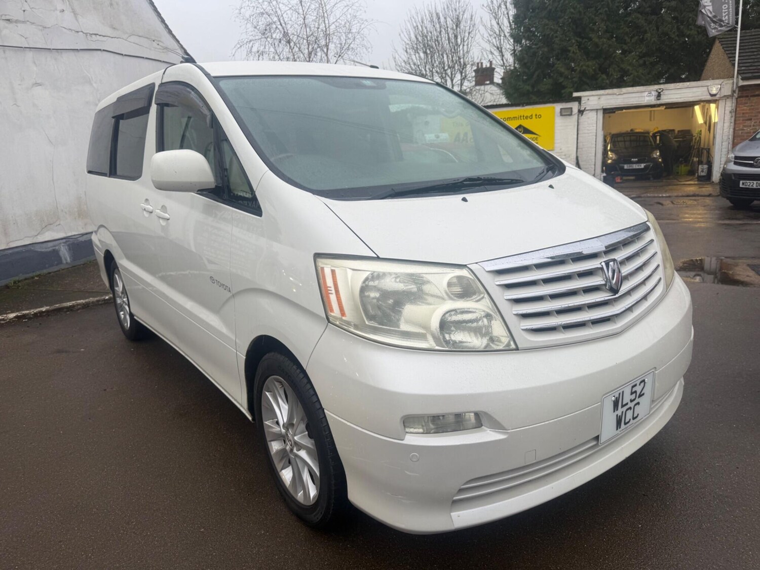 Used Toyota Alphard 2016 for sale - 77506065: Photo 15