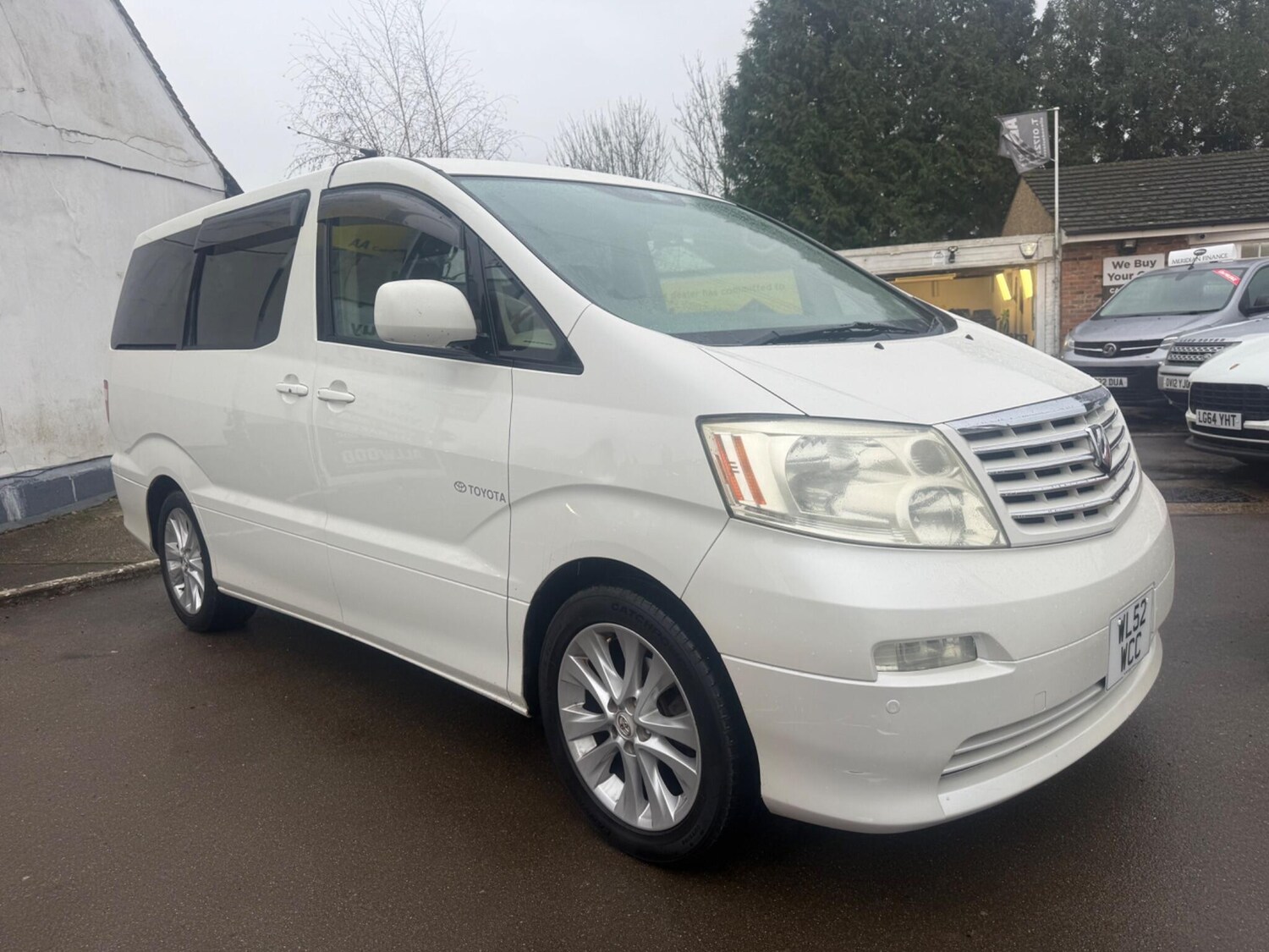 Used Toyota Alphard 2016 for sale - 77506065: Photo 16