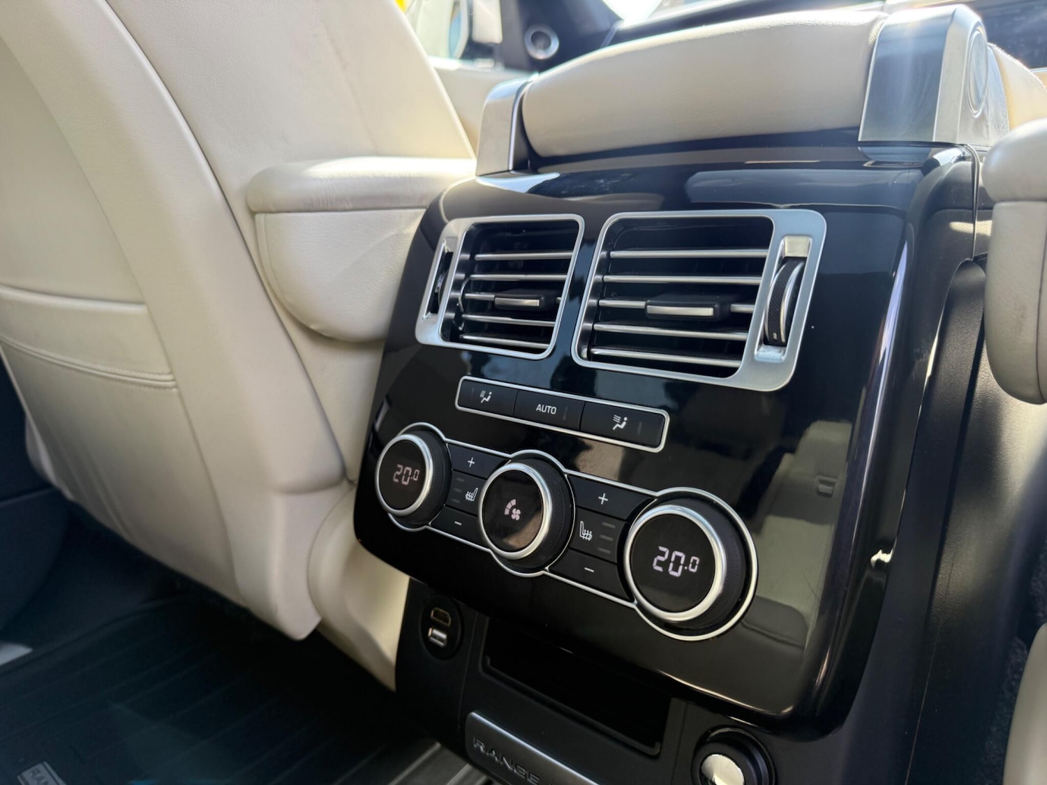 Used Land Rover Range Rover 2016 for sale - 78201516: Photo 35