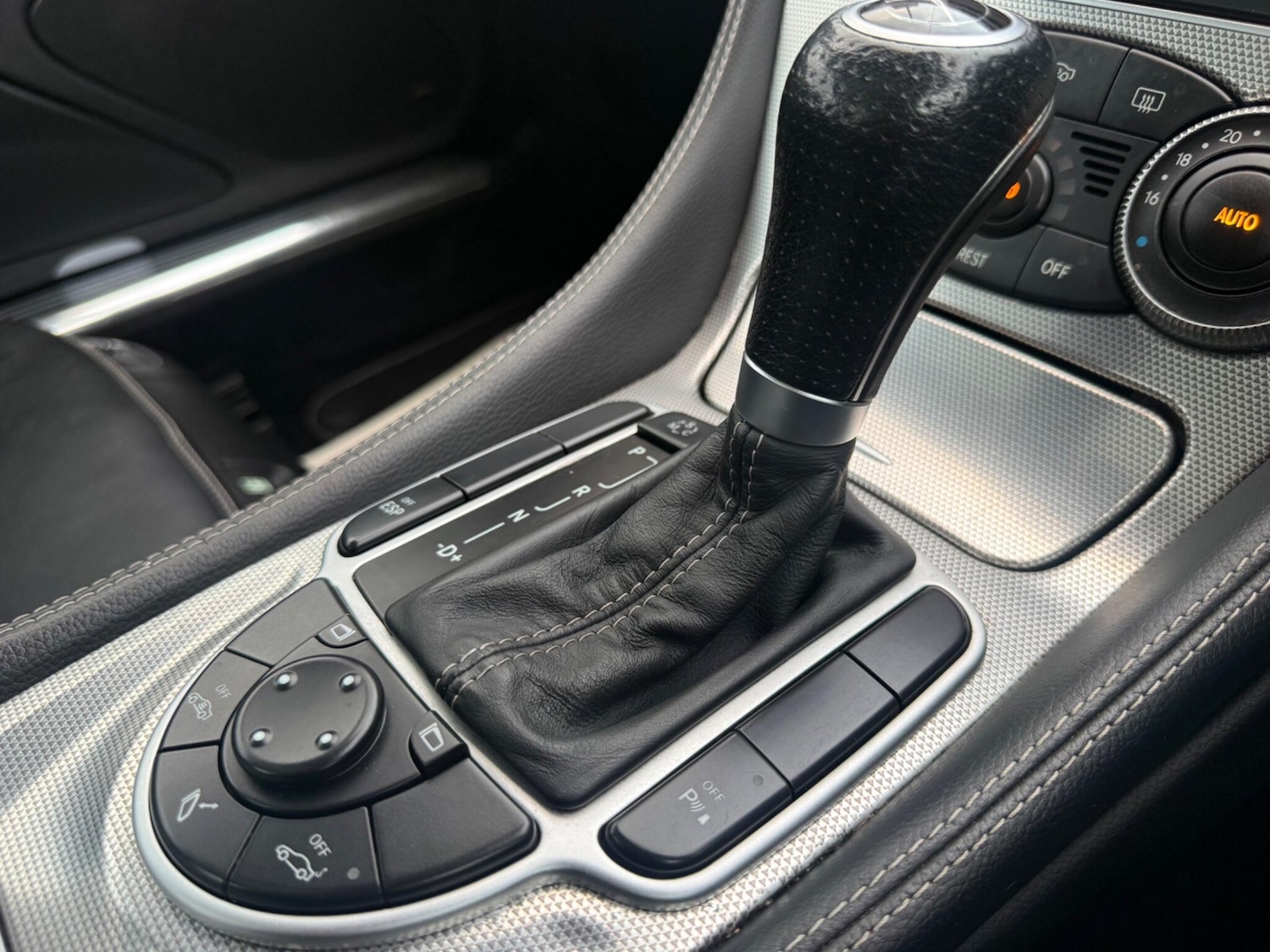 Used Mercedes-Benz S Class 2008 for sale - 77346280: Photo 38