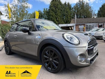 Used MINI Hatch 2017 for sale - 79858829: Photo