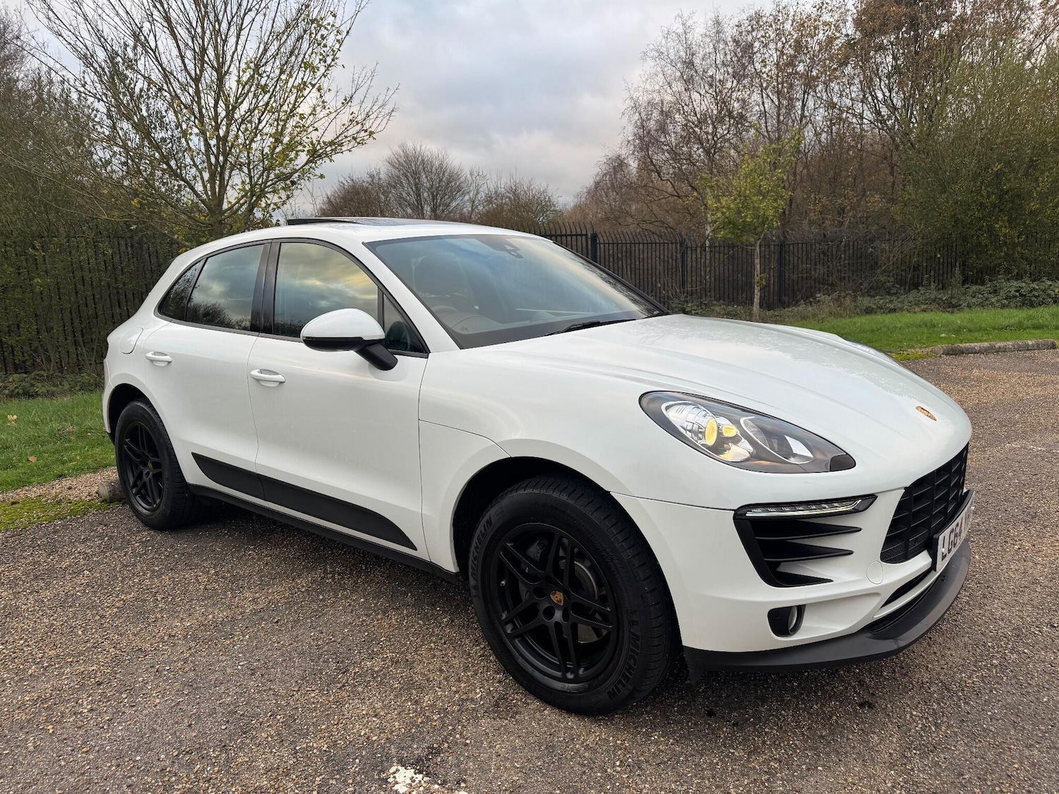 Used Porsche Macan 2014 for sale - 77346283: Photo 2