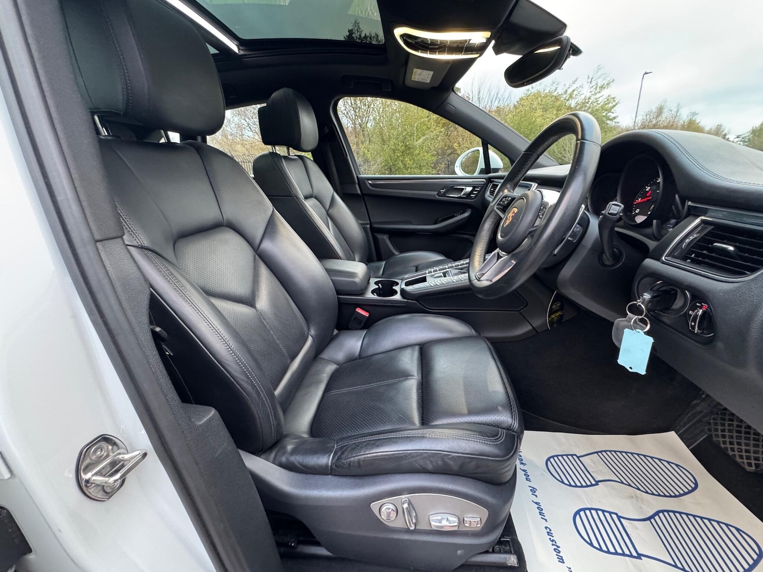 Used Porsche Macan 2014 for sale - 77346283: Photo 34