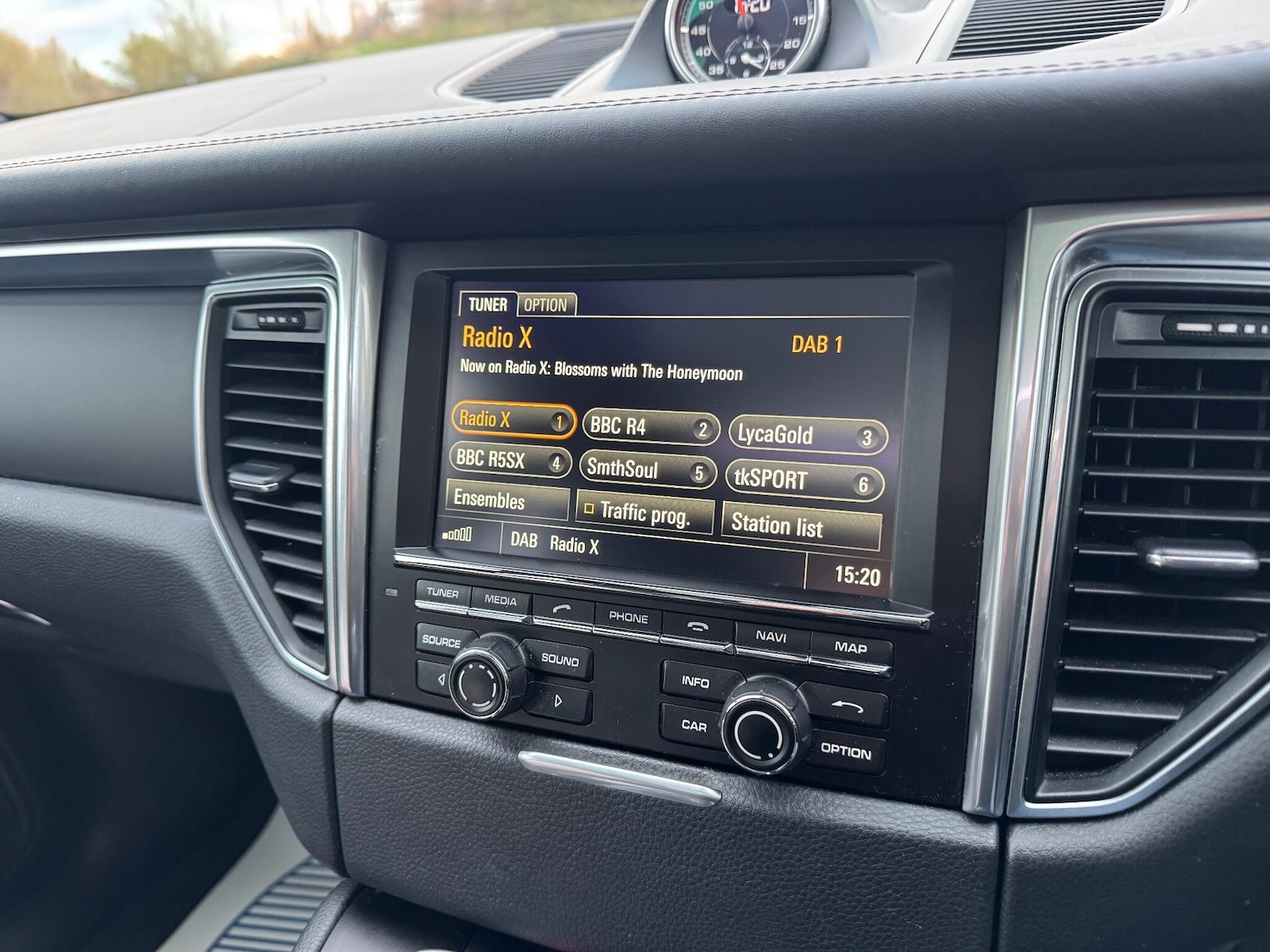 Used Porsche Macan 2014 for sale - 77346283: Photo 42