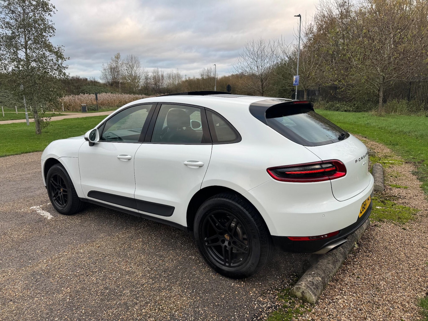 Used Porsche Macan 2014 for sale - 77346283: Photo 9