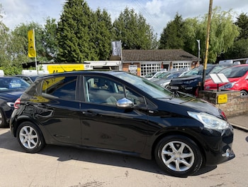 Used Peugeot 208 2014 for sale - 78840723: Photo