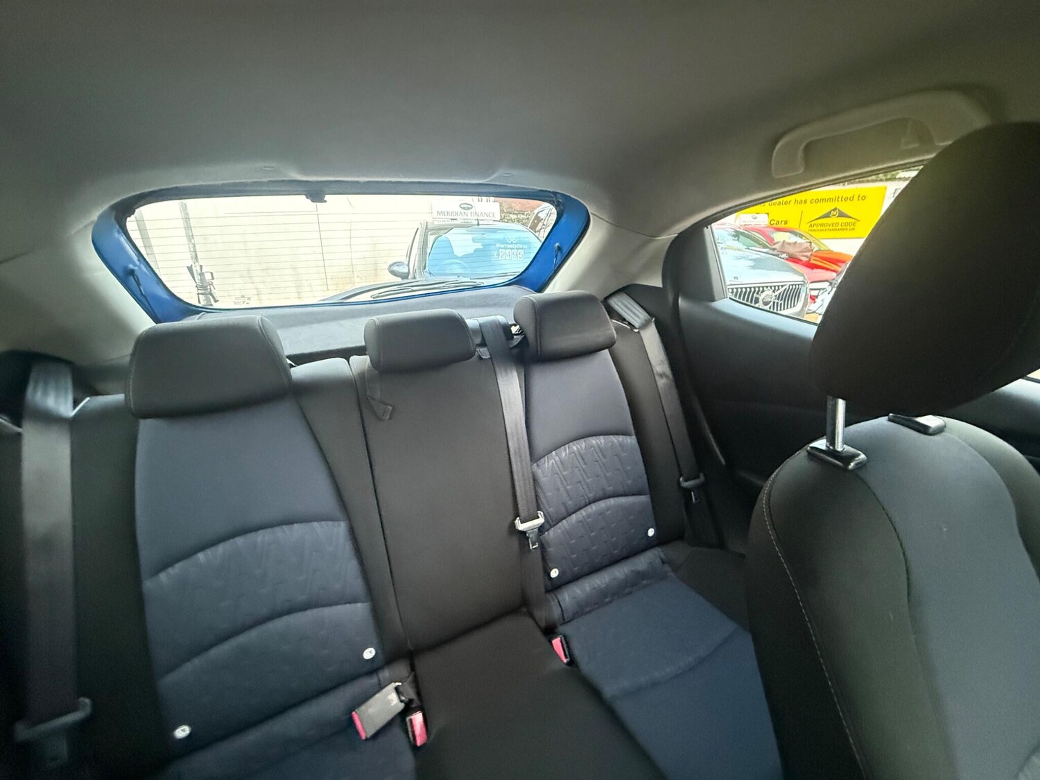 Used Mazda Mazda2 2015 for sale - 77368821: Photo 32