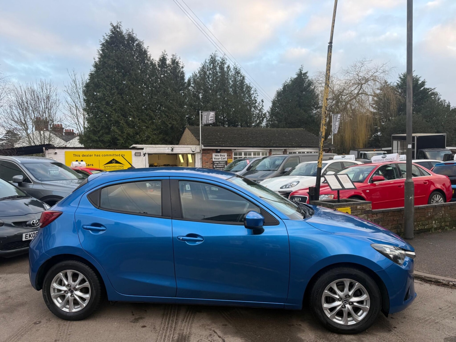 Used Mazda Mazda2 2015 for sale - 77368821: Photo 5