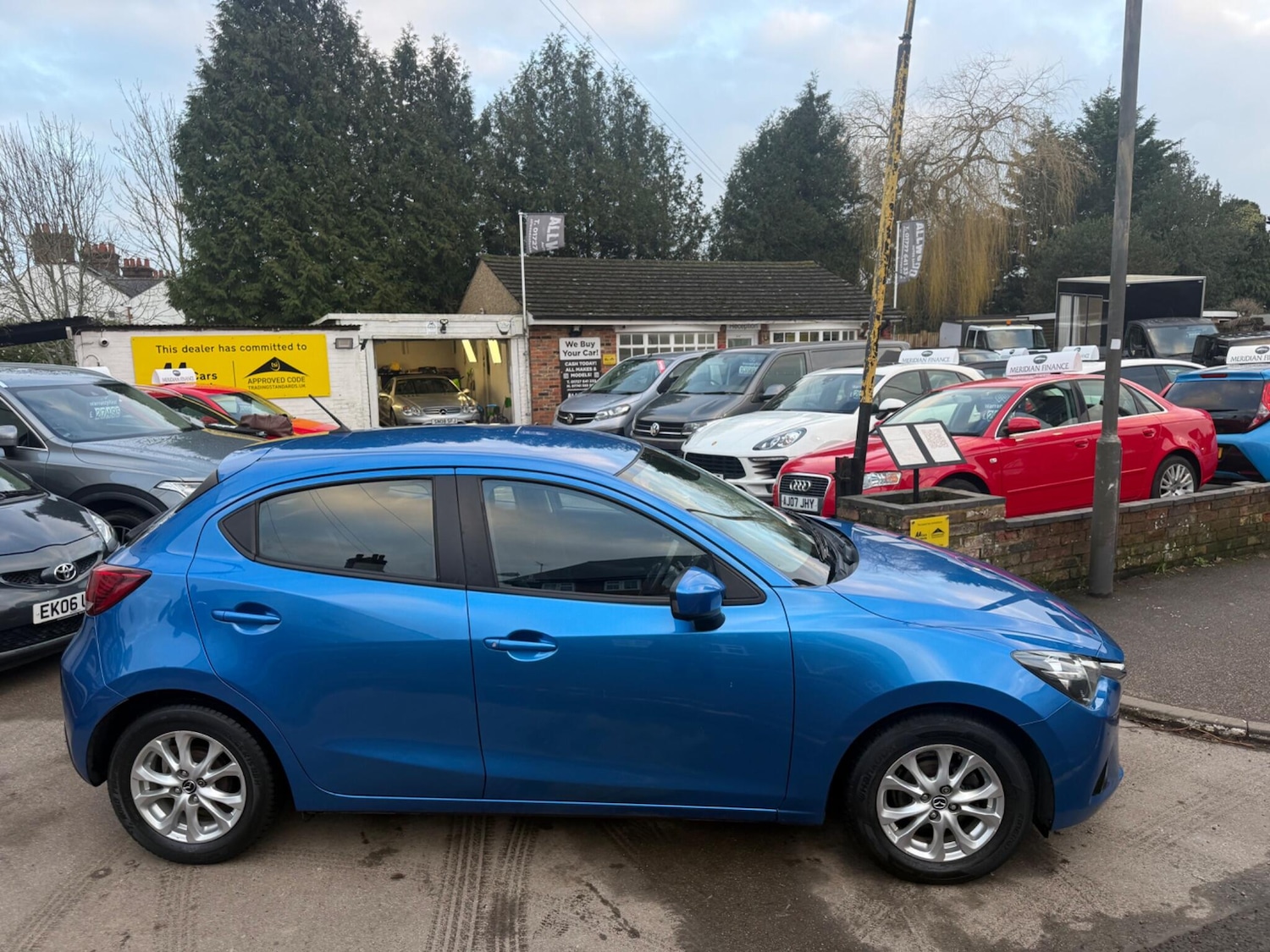 Used Mazda Mazda2 2015 for sale - 77368821: Photo 6
