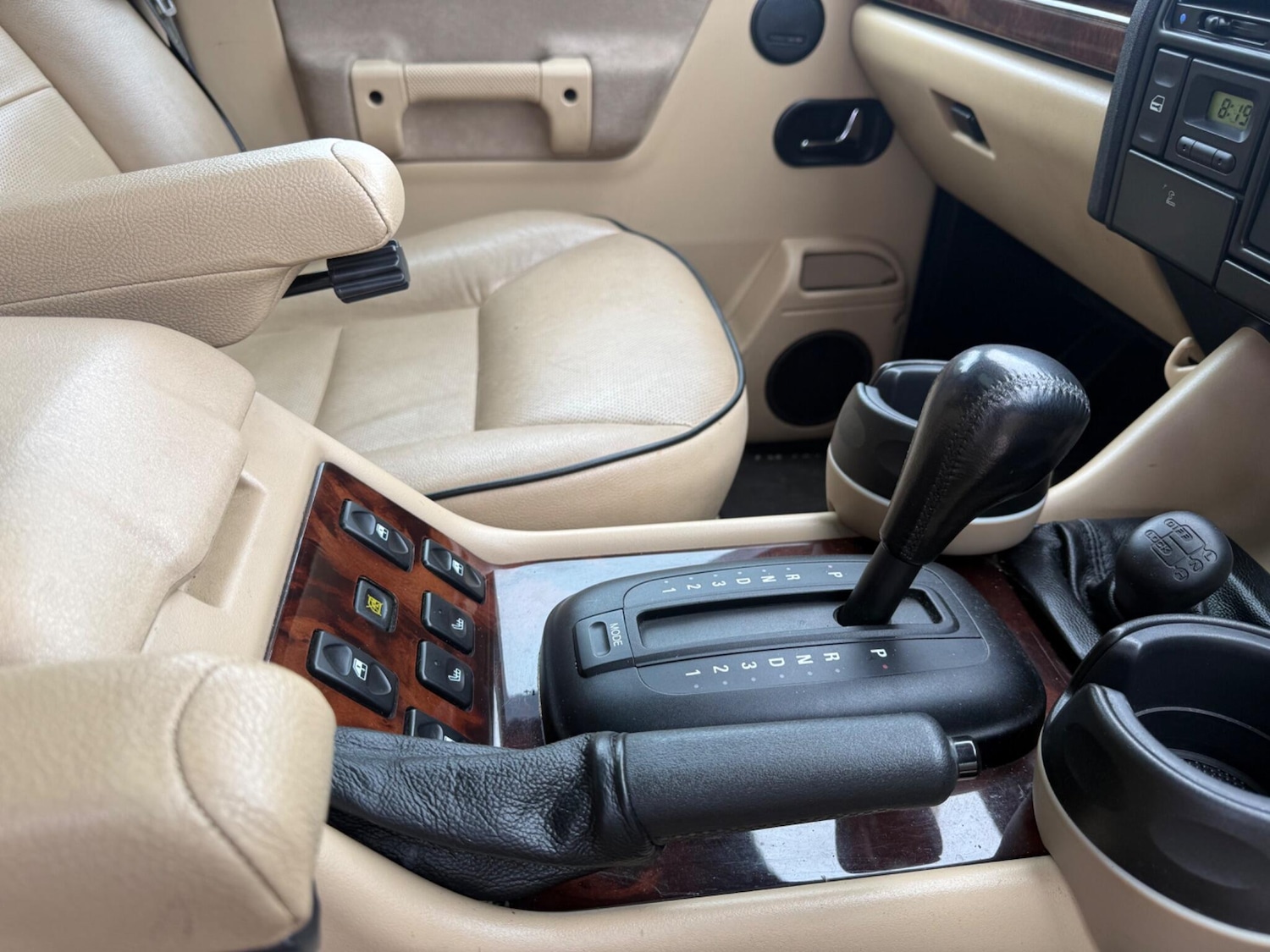 Used Land Rover Discovery 2003 for sale - 78107075: Photo 26