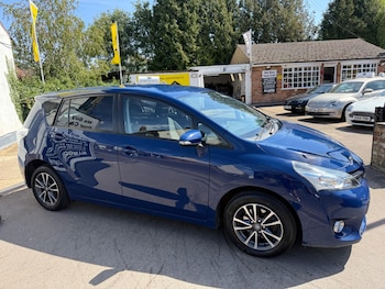 Used Toyota Verso 2013 for sale - 79558591: Photo