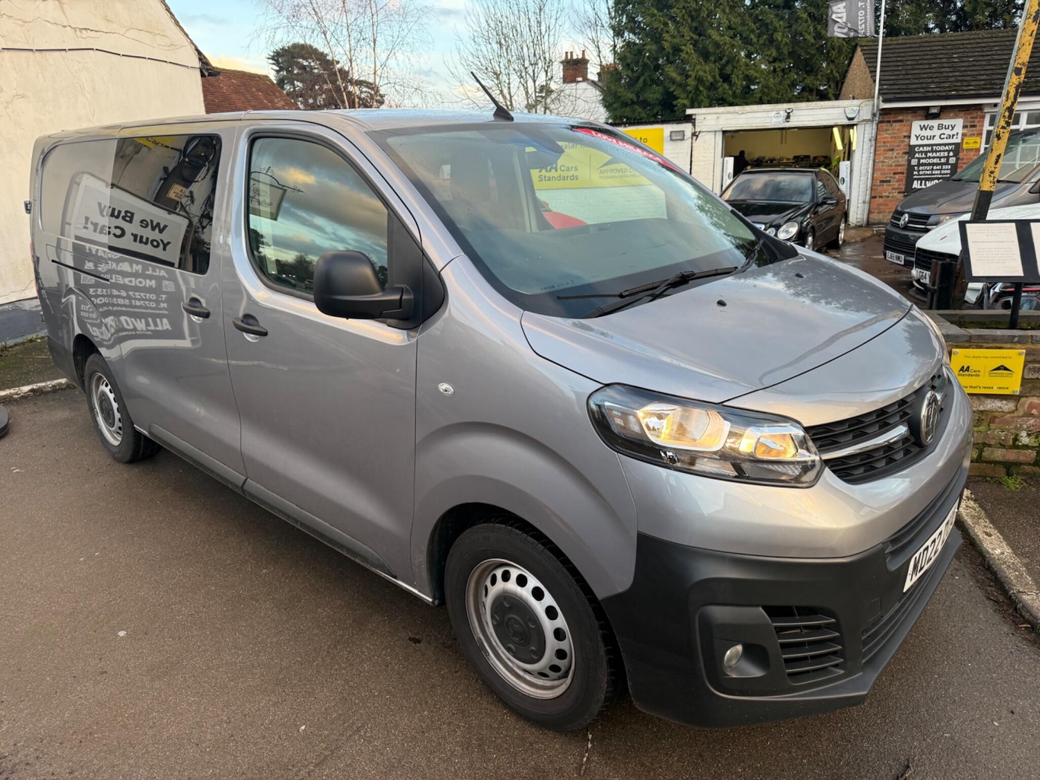 Used Vauxhall Vivaro 2022 for sale - 77346285: Photo 2