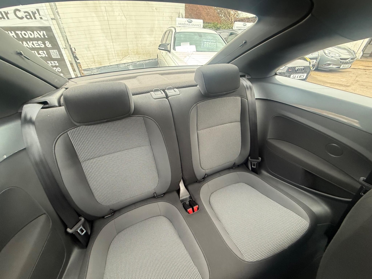 Used Volkswagen Beetle 2013 for sale - 77872229: Photo 30