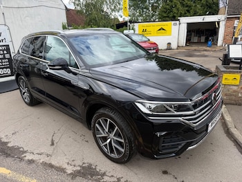 Used Volkswagen Touareg 2018 for sale - 78807437: Photo