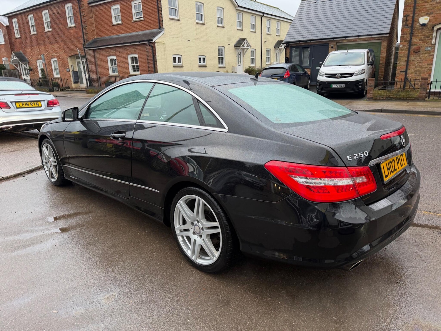 Used Mercedes-Benz E Class 2013 for sale - 77593272: Photo 13