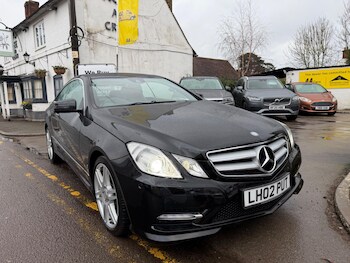 Used Mercedes-Benz E Class 2013 for sale - 77593272: Photo