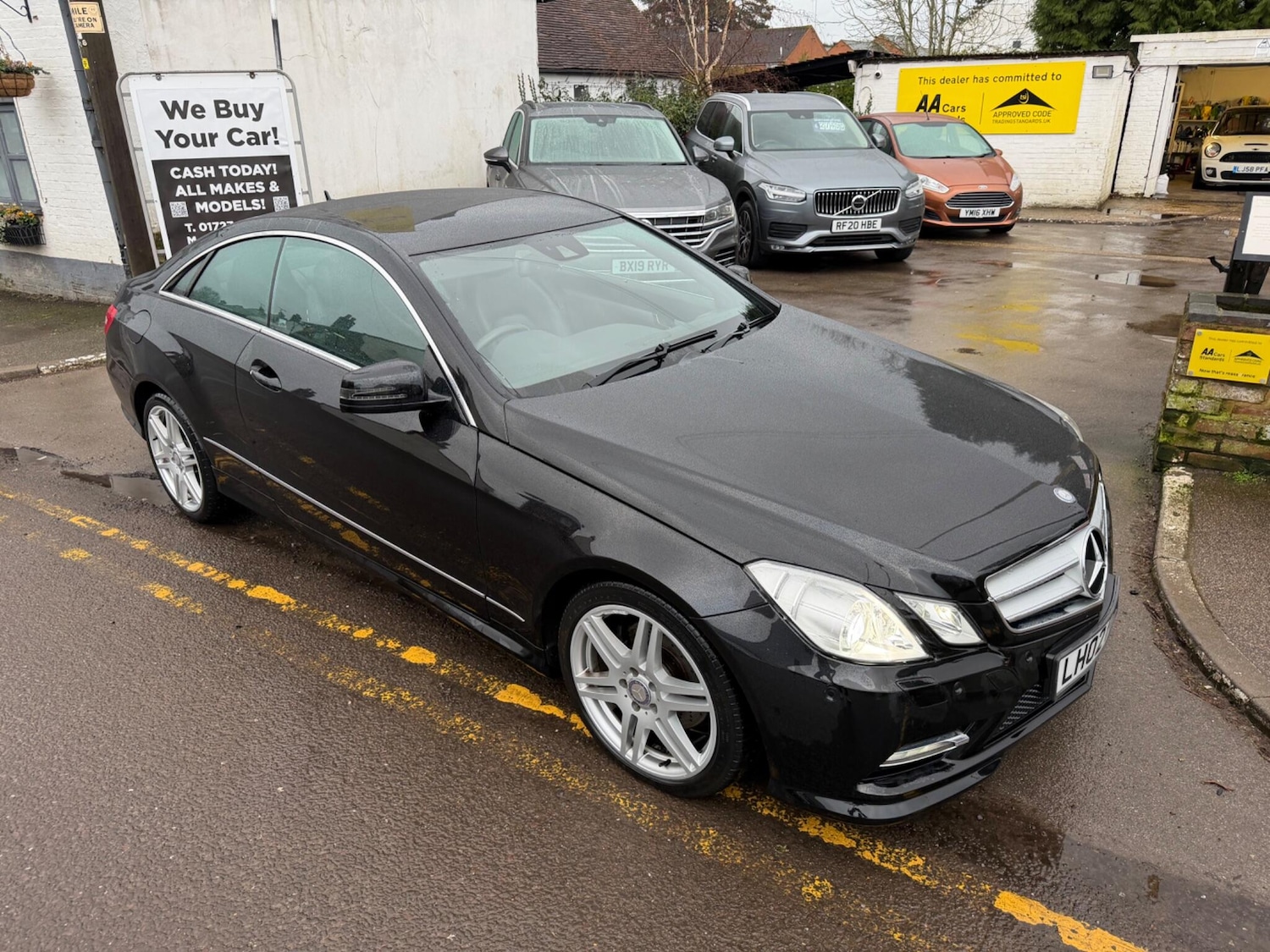 Used Mercedes-Benz E Class 2013 for sale - 77593272: Photo 4