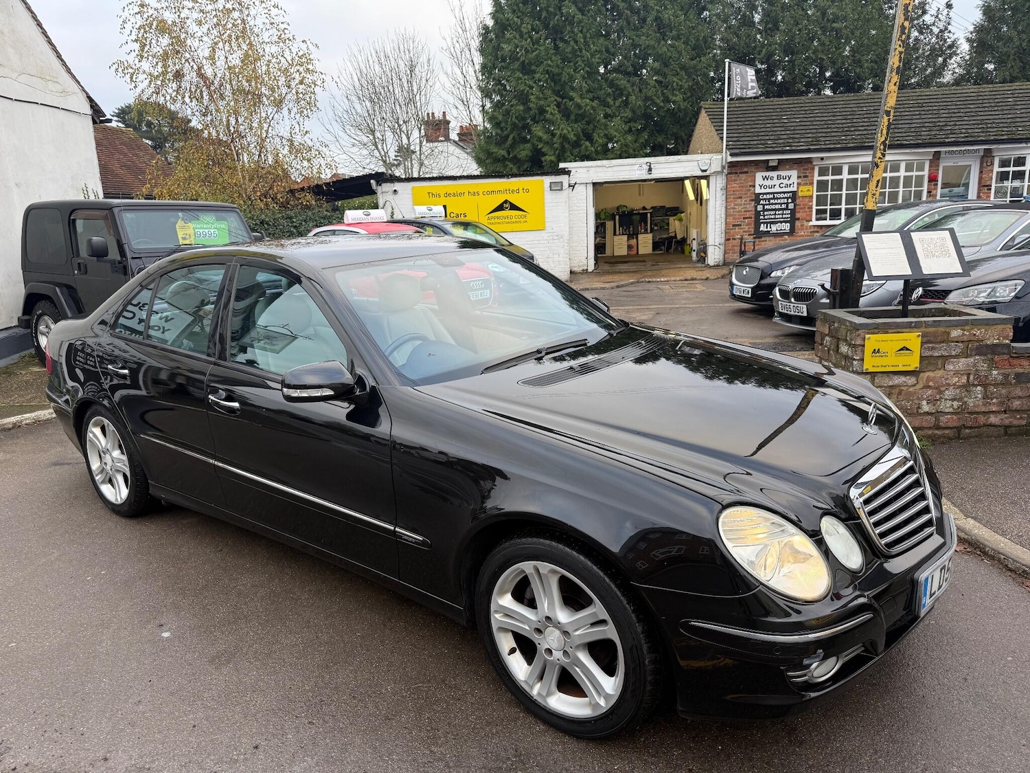 Used Mercedes-Benz E Class 2008 for sale - 77849115: Photo 3
