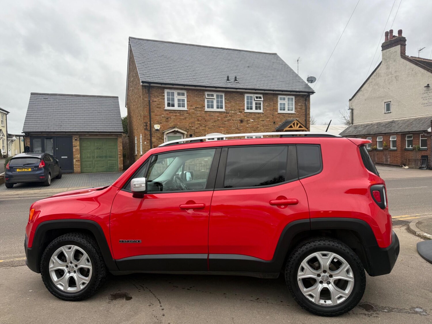 Used Jeep Renegade 2015 for sale - 77679750: Photo 11
