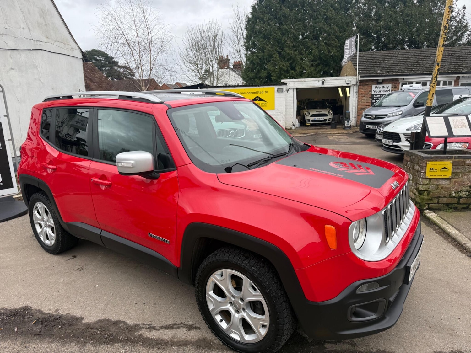 Used Jeep Renegade 2015 for sale - 77679750: Photo 2