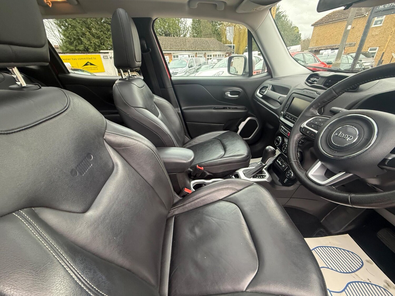 Used Jeep Renegade 2015 for sale - 77679750: Photo 23