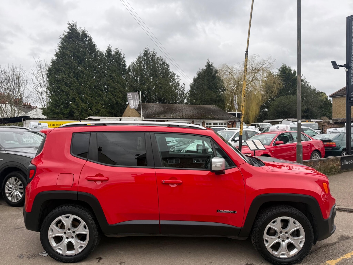 Used Jeep Renegade 2015 for sale - 77679750: Photo 5