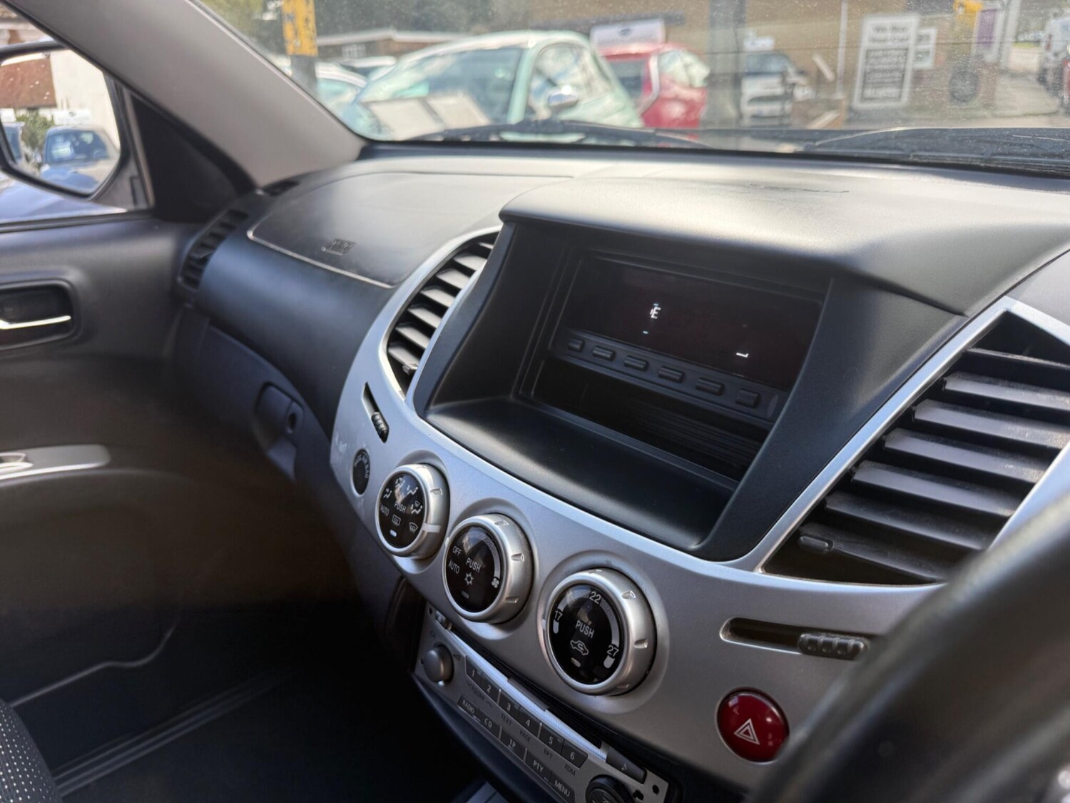 Used Mitsubishi L200 2015 for sale - 77989803: Photo 24