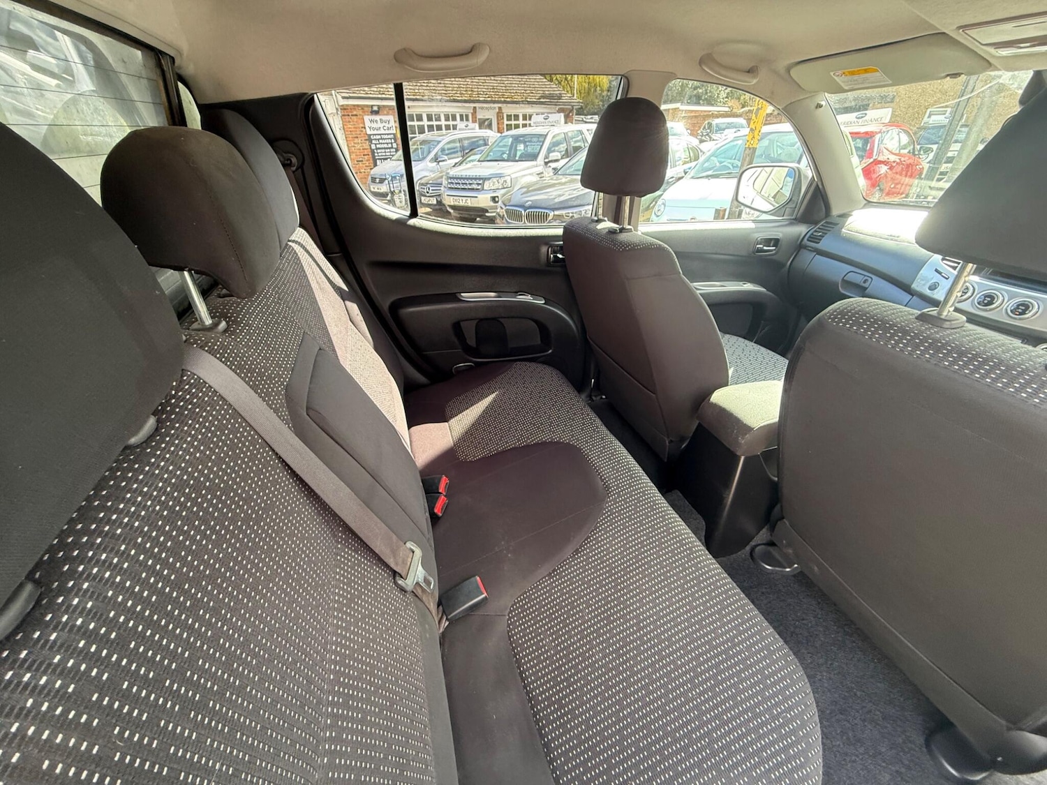 Used Mitsubishi L200 2015 for sale - 77989803: Photo 32